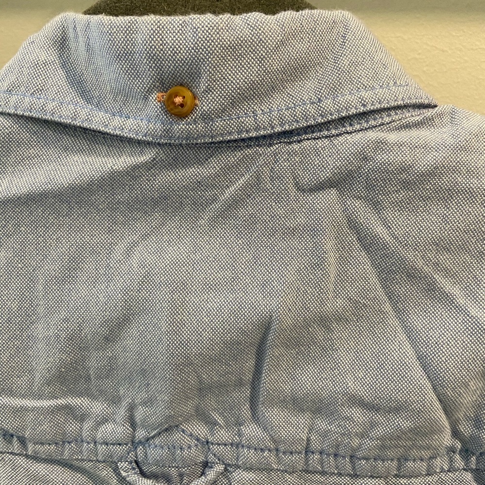 Men’s button down - Picture 7 of 7